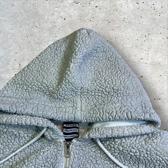 Broken Promises "Love Now Cry Later" Fleece Sherpa Crop Hoodie Size Large - Picture 3 of 11